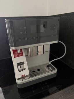 Automatický kávovar Miele CM 6350