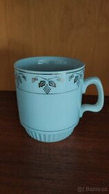 Značený retro hrneček