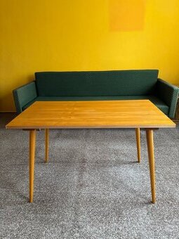Konferenční / jídelní stolek
