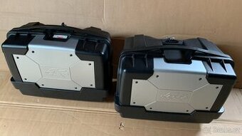 Triumph Tiger 800 / sada bočních kufrů, nosiče Givi/Kappa