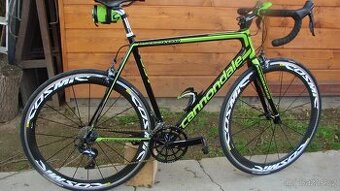 Silniční carbonové kolo Cannondale