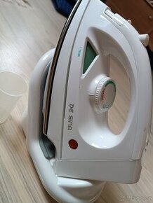 Bezdrátová žehlička De Sina