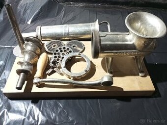 Mlýnek Porkert 22  + narážka