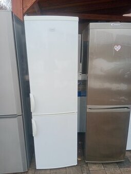 Lednice s mrazakem Zanussi