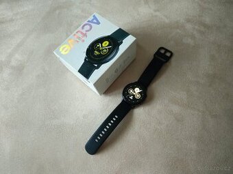 Chytré hodinky Samsung Galaxy Watch Active40mm černé krásné