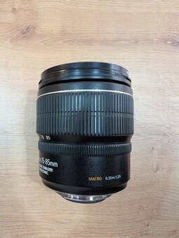 Objektiv Canon EF-S 15-85mm f/3.5-5.6 IS USM.