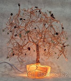 Led lampička z růženínu pro harmonizaci srdeční čakry