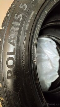 Zimní pneu 235 x 45  R18 V XL