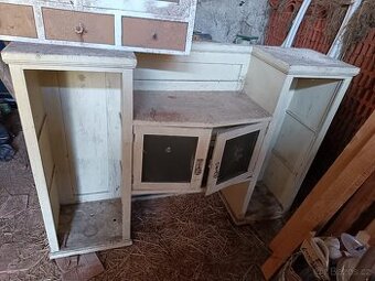 stará kredenc horní díl - na úpravu - krásný kousek