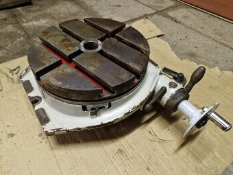 Otočný stůl frézka