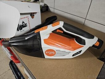 Příruční vysavač stihl