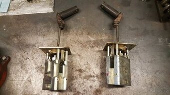 Hydraulické ovladače na nakladač  UNC - 060