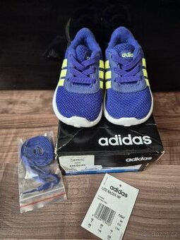 Tenisky adidas vel.19