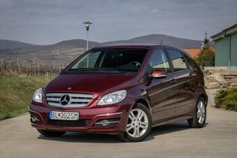 Mercedes-Benz B trieda Mercedes B180 85kW AT CVT