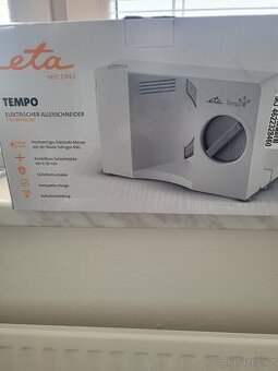ELEKTRICKÝ KRÁJEC ETA TEMPO