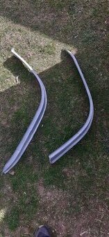 Lemy blatníků Avia A75,80