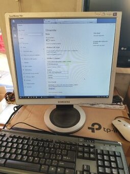 Monitor samsung syncmaster 710r