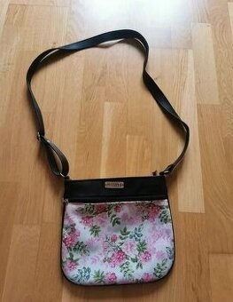 Crossbody kabelka