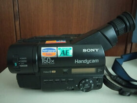 Prodám videokameru kameru Sony TR411E