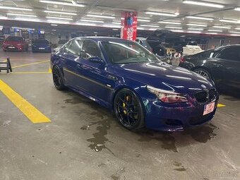 BMW E60 M5 Interlagos Blue / Původ ČR