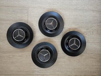 Šroubované pokličky mercedes Benz