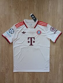 Bayern Mníchov 24/25 3rd - 1