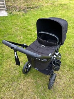 Bugaboo Fox 2 v černé barvě