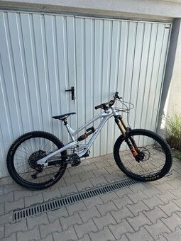 YT capra ltd 2020