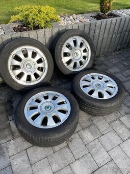 Alu kola 5x100 včetně letních pneu 205/55R16