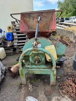 Štěpkovač za traktor