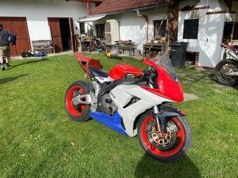 Cbr 1000 rr 2004-2005