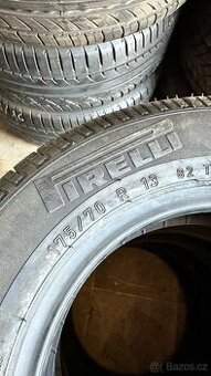 175/70 R13 82T