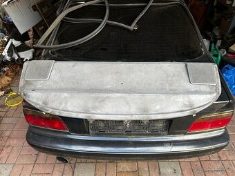 Kryt zadní části za sedačkami bmw e36 coupe