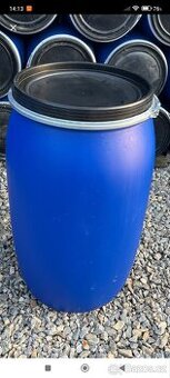 Koupím plastový sudy 120 -200l 4ks
