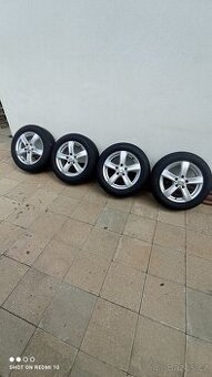 Goodyear 205/60R16, rozteč 5x114,3
