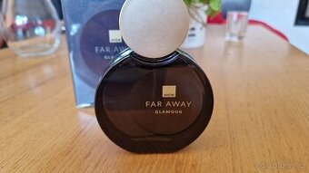 N.O.V.Ý. parfém z Avonu Far Avay Glamour