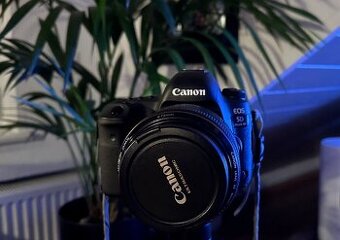 Tělo Canon EOS 5D Mark IV černé, TOP stav - bez závěrky 3000
