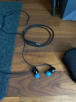 Herní sluchátka Logitech G333