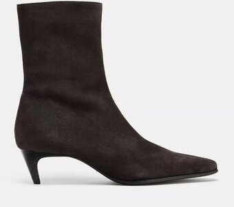 Kotníčkové boty ze semiše Zara vel.40