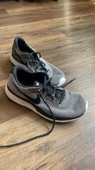 Tenisky nike