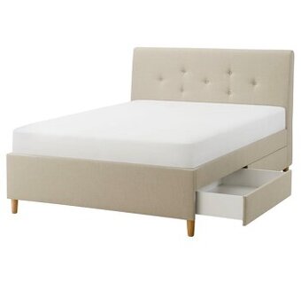 Čalouněná postel IKEA