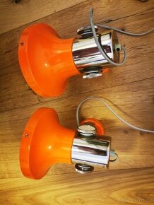 Retrolampicky na stěnu