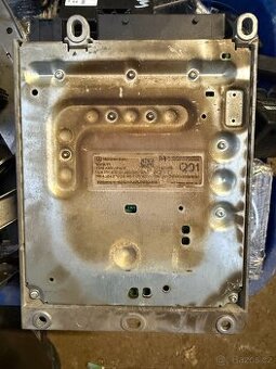 zesilovač Mercedes W164 W211 W204 W251 W212