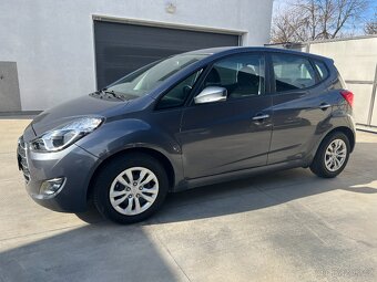 HYUNDAI iX20 1.4i 66 KW 1.MAJITEL FACELIFT 2016 VYHŘ.SEDADLA