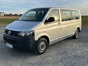 Volkswagen T5 Caravelle 2.0 tdi LONG 9 míst NAVI
