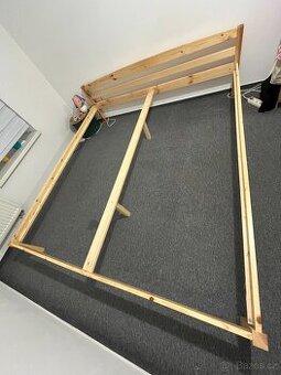 Manželská postel 180x200cm