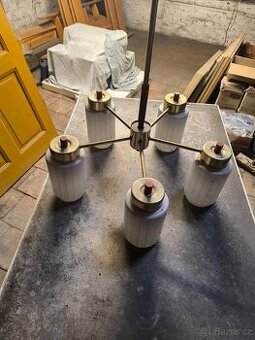 Prodám starý lustr