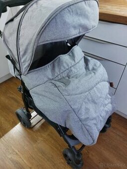 Sportovní kočárek