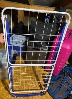 Různé věci, do bytu, pro děti,do kuchyně,křeslo ikea atd