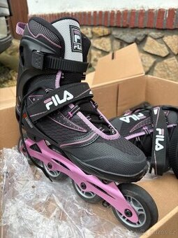 Dámské kolečkové brusle